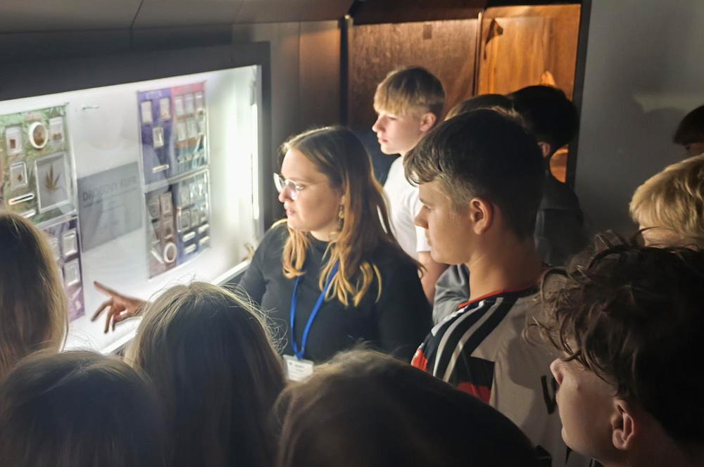 Revolution Train