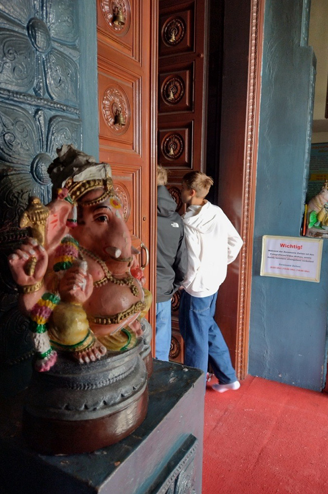 Besuch Hindutempel (2)